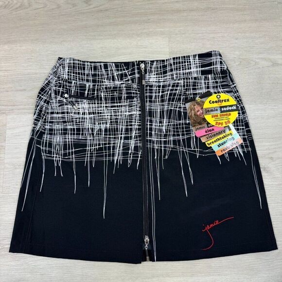 Jamie Sadock Golf Skort Skirt Size 6 Black Sunsense 18"